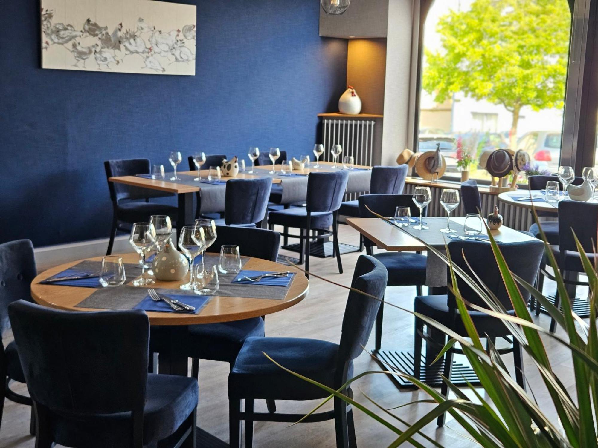Logis Loire Hotel - Les Cocottes Restaurant Les Rosiers-sur-Loire Ngoại thất bức ảnh