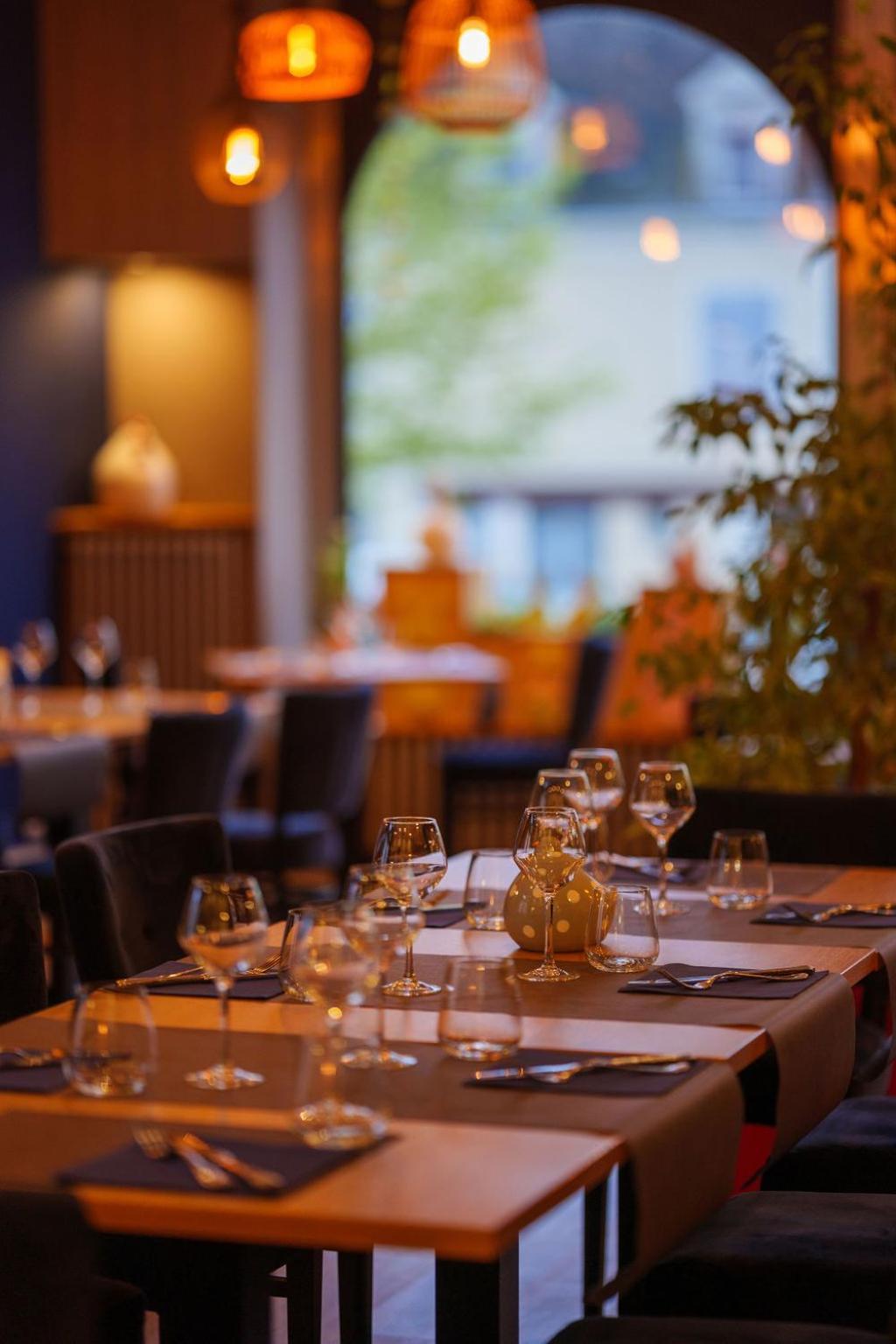 Logis Loire Hotel - Les Cocottes Restaurant Les Rosiers-sur-Loire Ngoại thất bức ảnh