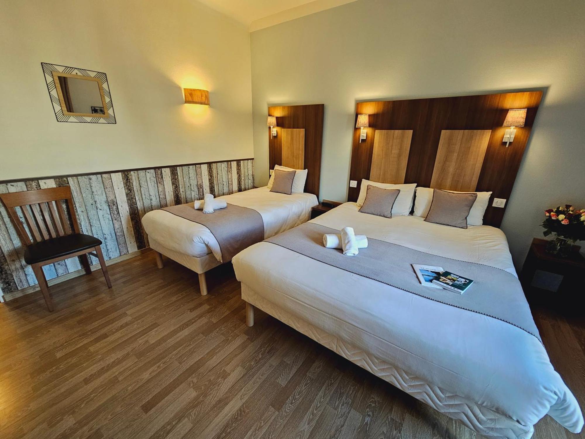 Logis Loire Hotel - Les Cocottes Restaurant Les Rosiers-sur-Loire Ngoại thất bức ảnh